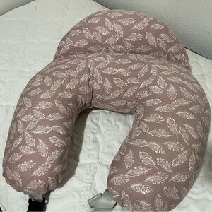 🪶Momcozy XL Nursing Pillow - DISC. SHIP🤍